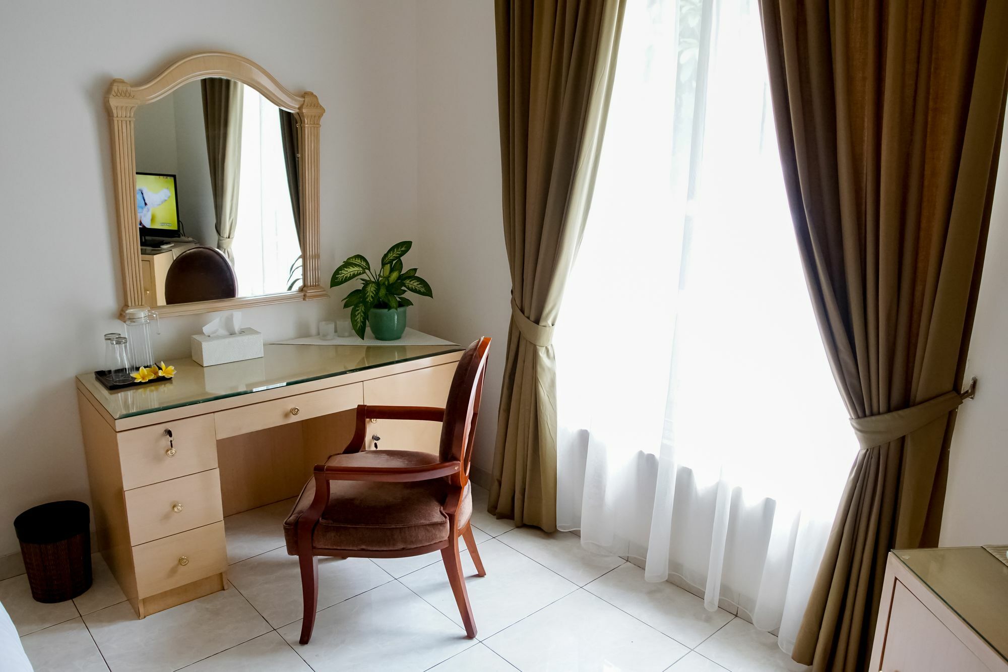 Topaz Guest House Джакарта Екстериор снимка